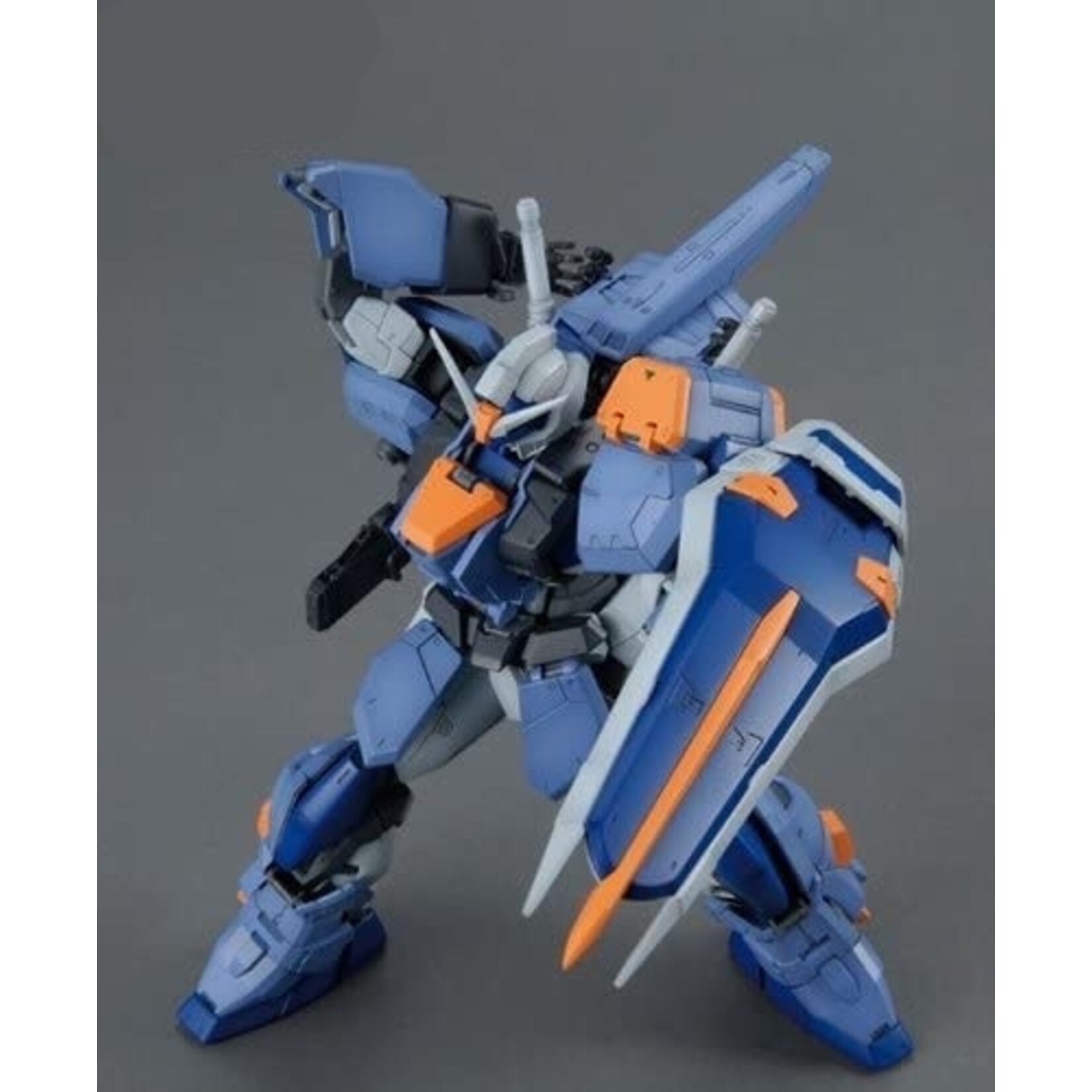 Bandai BAN2156731 Bandai MG Duel Gundam Assault Shroud "Gundam SEED"