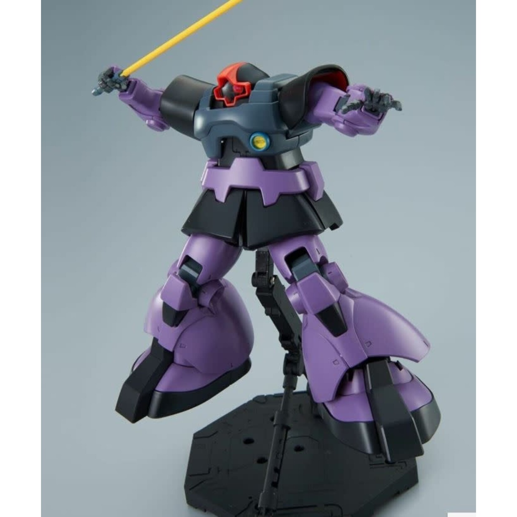 Bandai BAN2515194 Bandai MG Gundam DOM 'Mobile Suit Gundam'