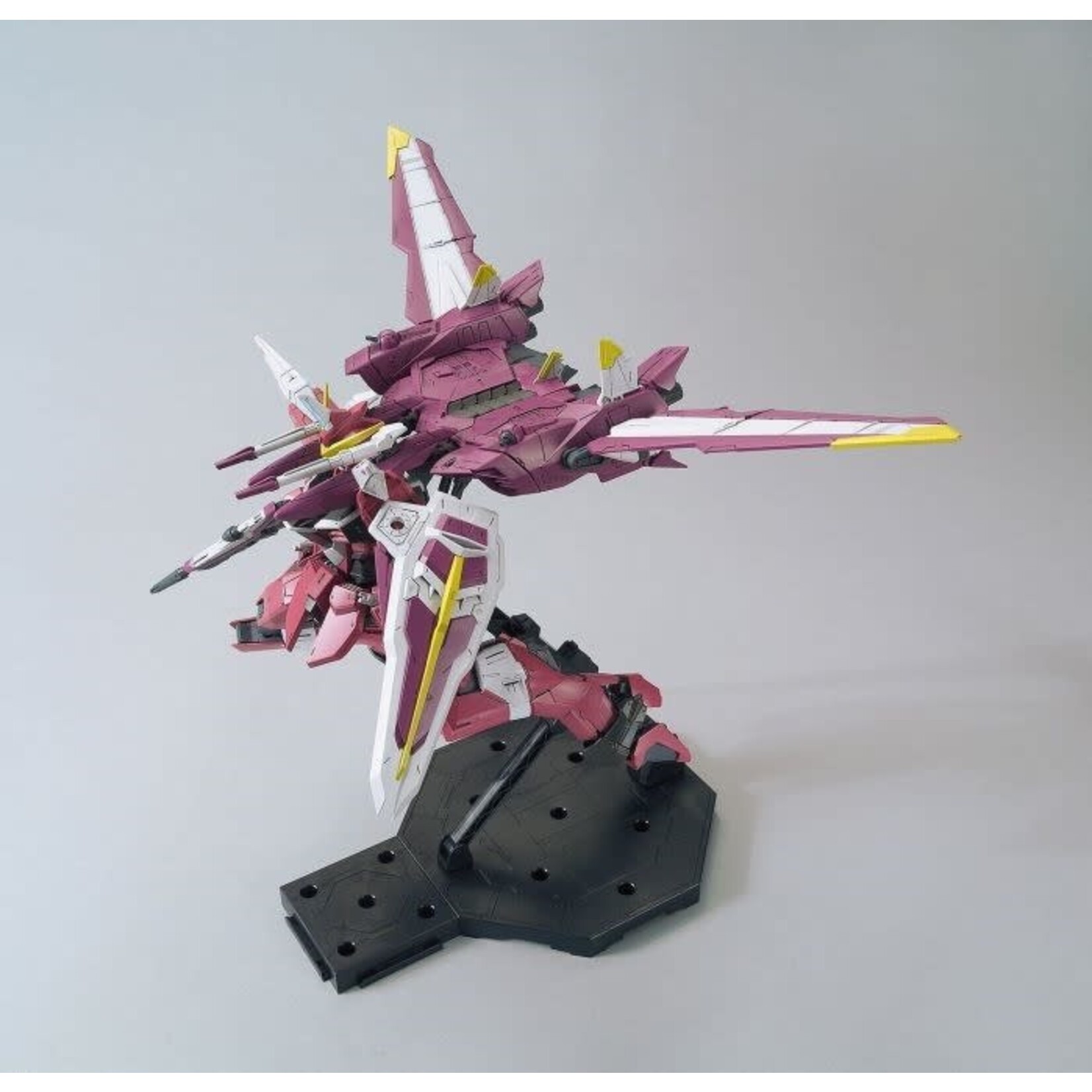 Bandai BAN2374530 Bandai MG XGMF-X00A Justice Gundam "Gundam SEED" Plastic Model Kit