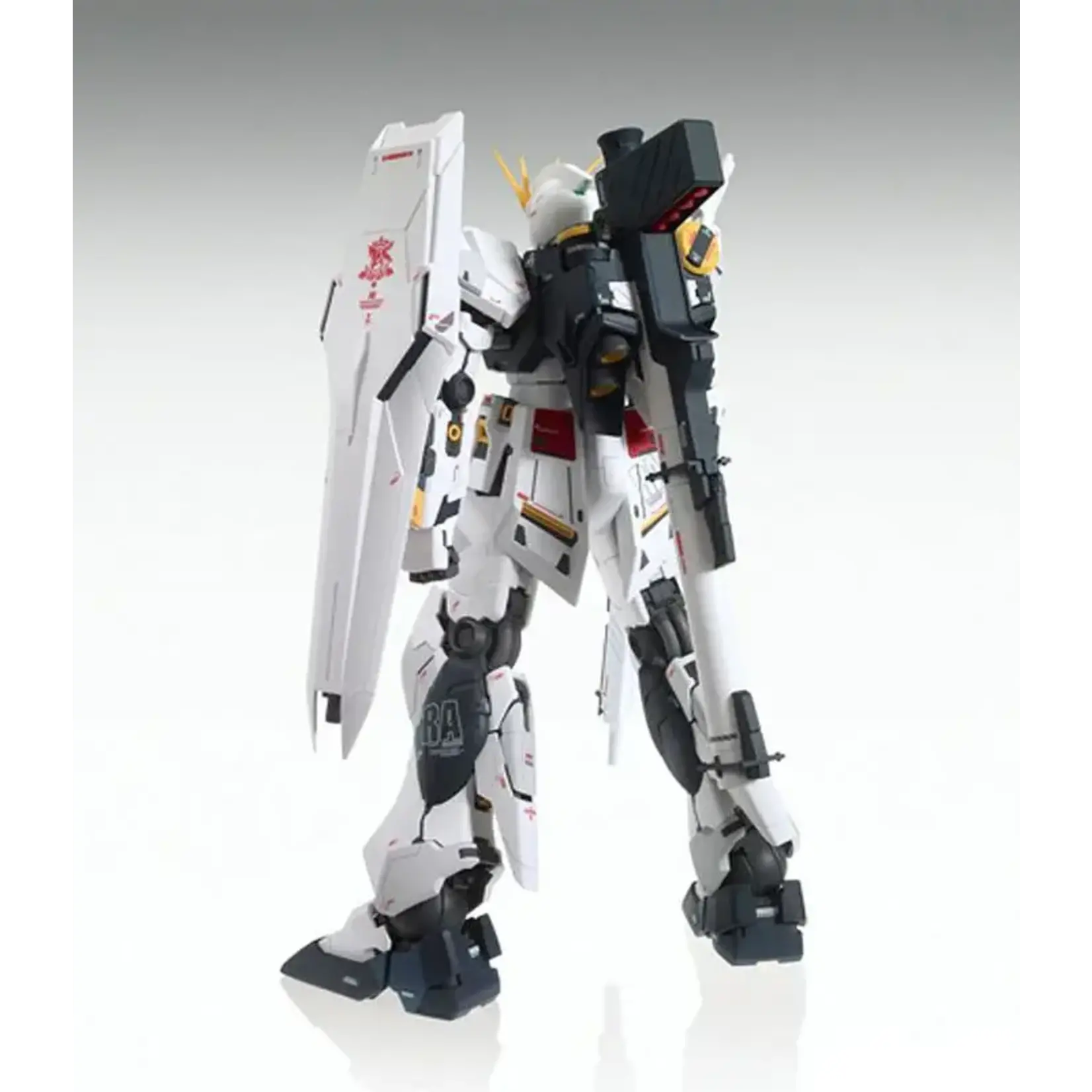 Bandai BAN2167683 Bandai MG Nu Gundam (Ver. Ka) "Char's Counterattack"
