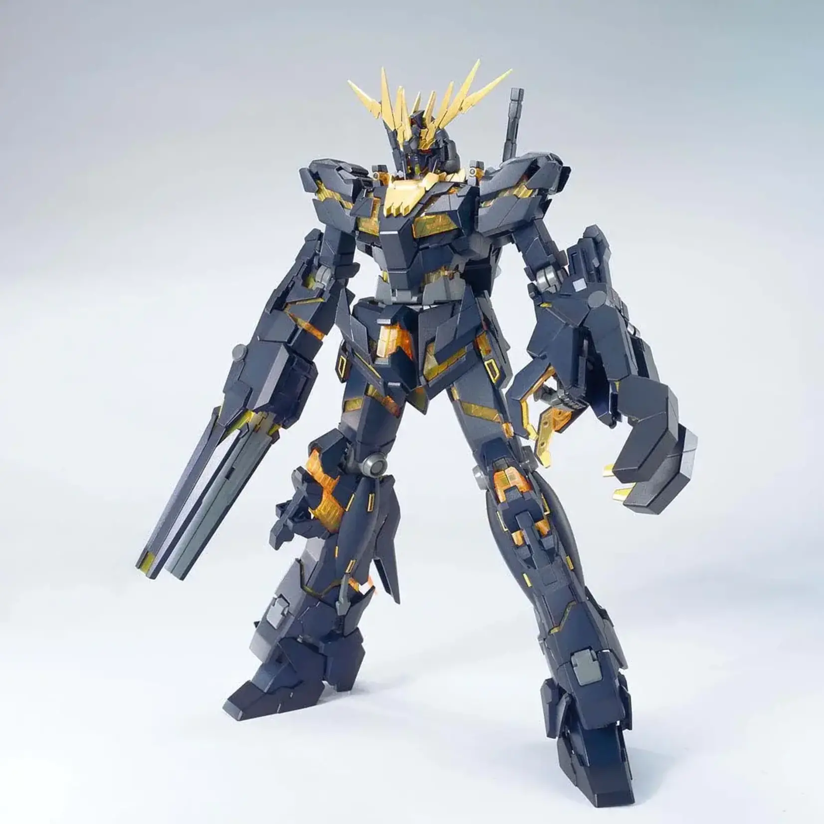Bandai BAN2155482 Bandai MG Unicorn Gundam 02 Banshee "Gundam UC"