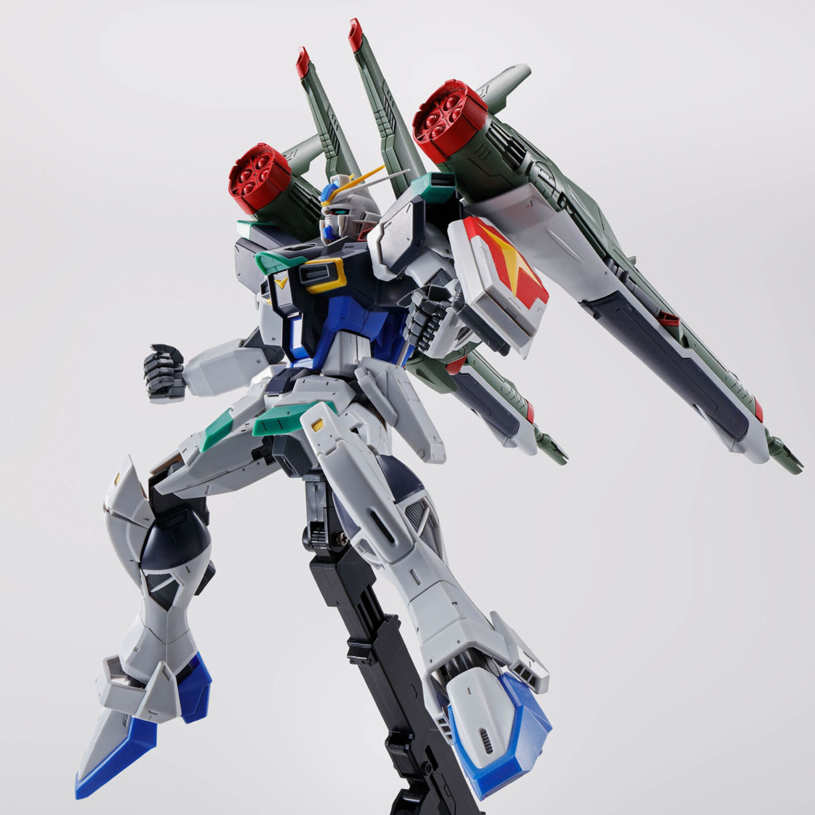 Bandai Bandai F2500761 Premium MG Blast Impulse Gundam