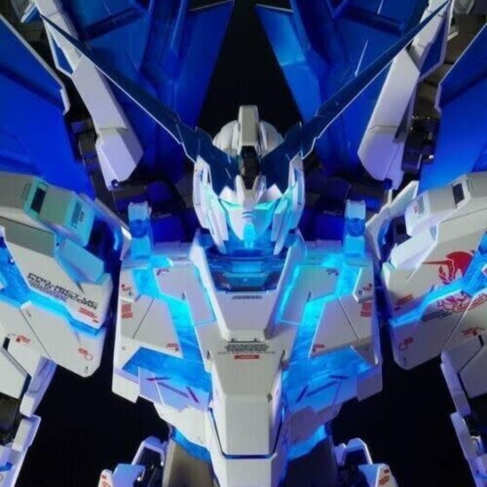 Bandai Bandai F2570545 Premium PG 1/60 Unicorn Gundam Perfectibility