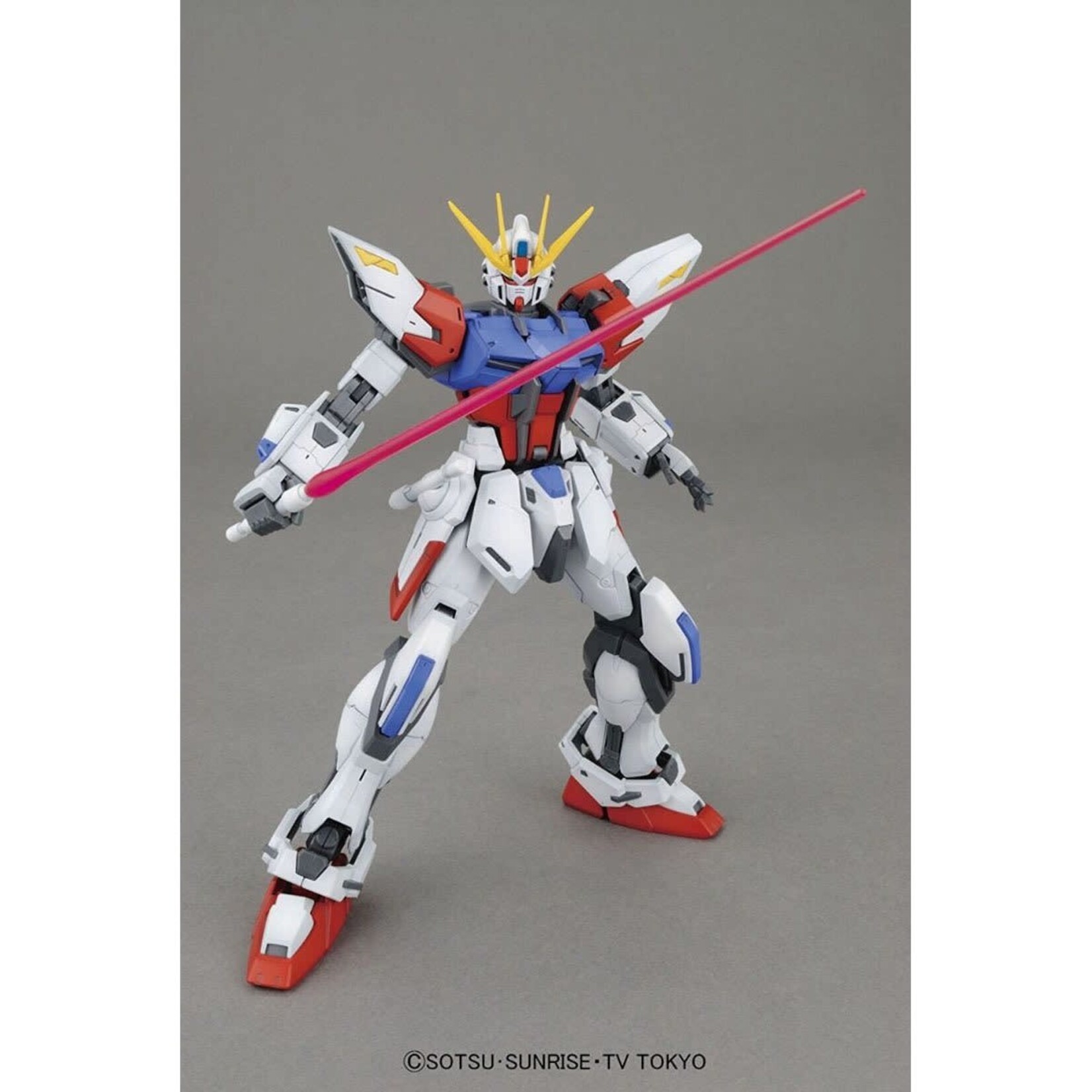 Bandai BAN2221179 Bandai MG Build Strike Gundam Full Package "Gundam Build Fighters"