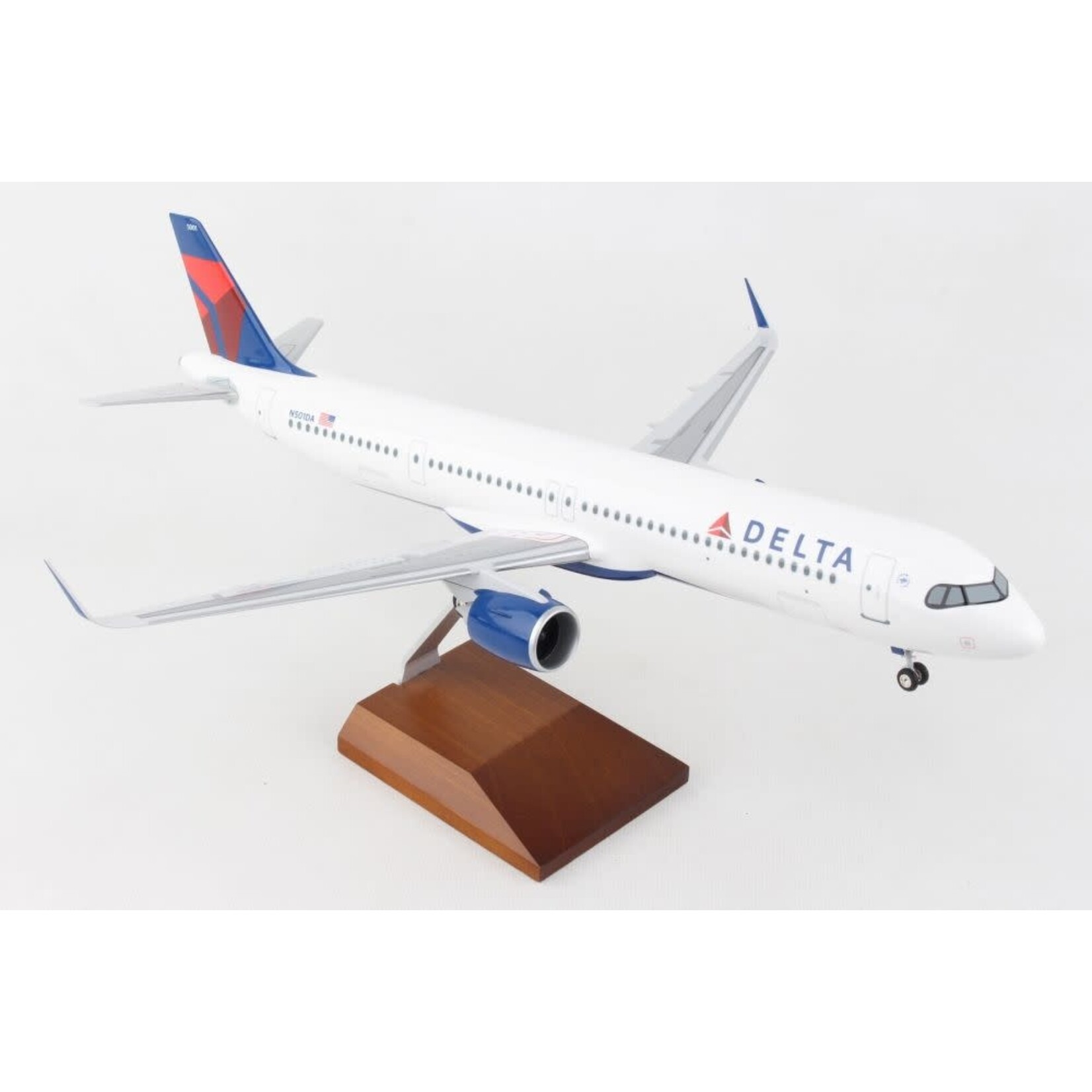 SkyMarks SKR8427 SkyMarks DELTA A321NEO 1/100 W/WOOD STAND & GEAR
