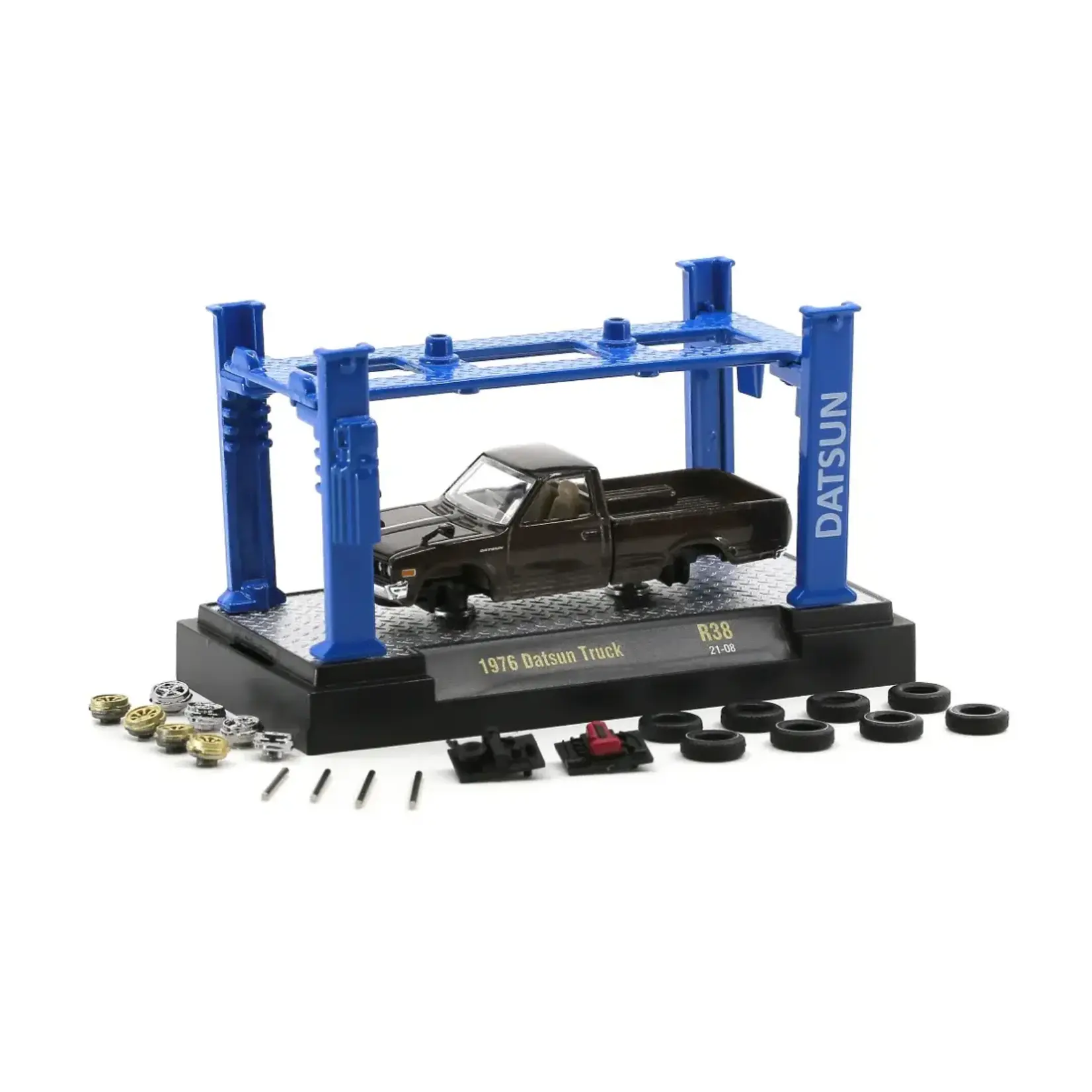 M2 Machines 37000-R38-08 M2 Machines Model Kit 1976 Datsun Truck (Brown)