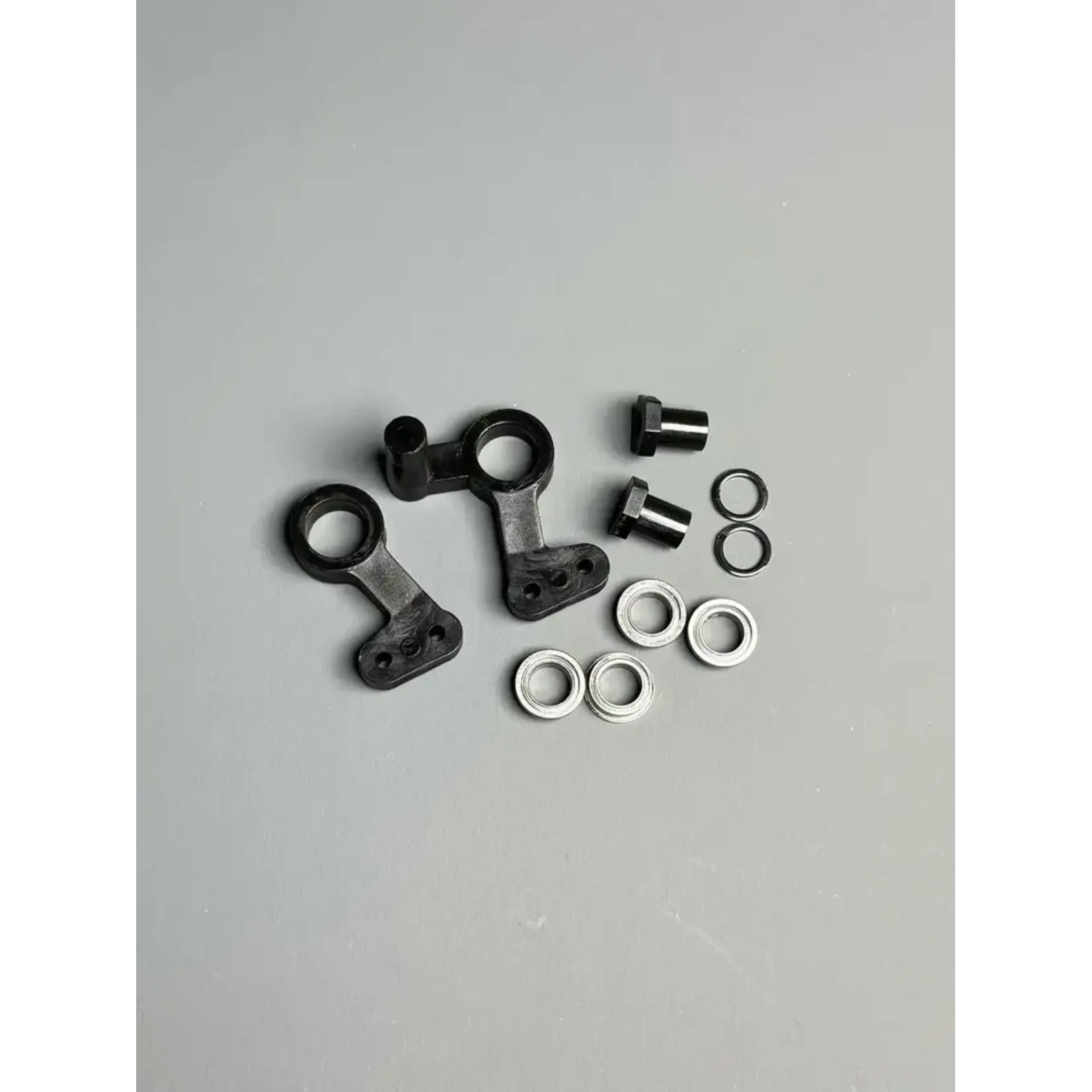 Fan RC FR-0036B FanRC Steering Bellcranks, Worlds Style, W/Bearings, Black Fits RC10