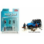 American Diorama AD-76462MJ American Diorama "Winter Break" 1:64 Figure Set - MiJo Exclusive