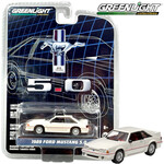 Greenlight GLT27970-E Greenlight 1989 Ford Mustang 5.0 25th Anniversary White