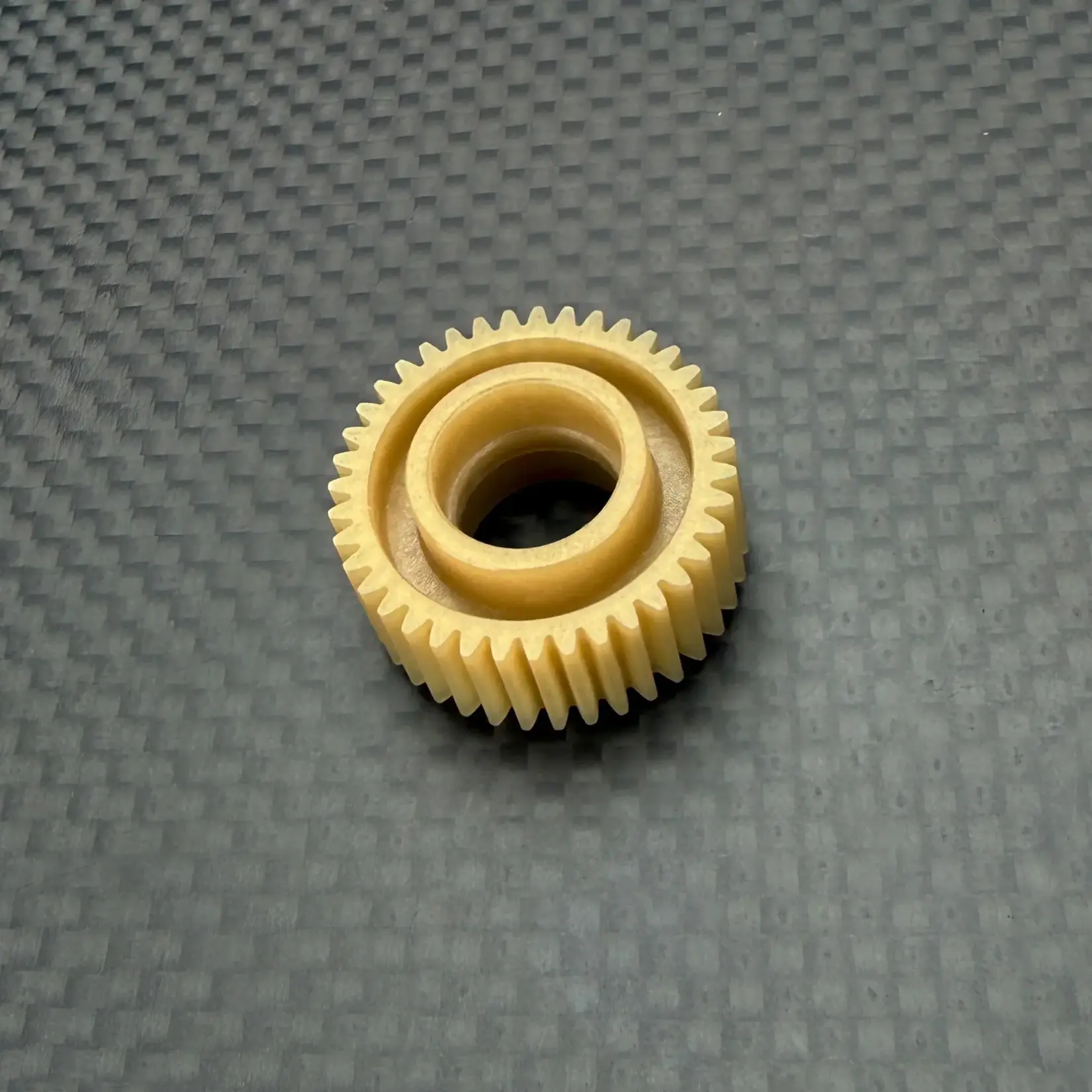 R1 R1-900076 R1WURKS R1B Idler Gear, 39T