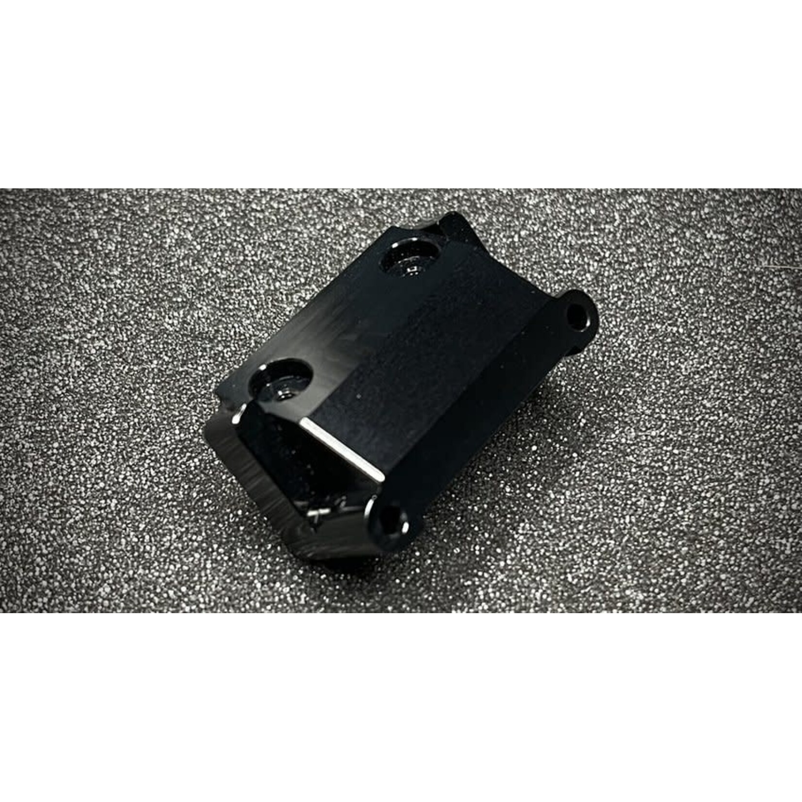 Moto Obscura MOB16217BLK Moto Obsura RC10 B2 / B3 / T3 Aluminum Front Bulkhead  Black