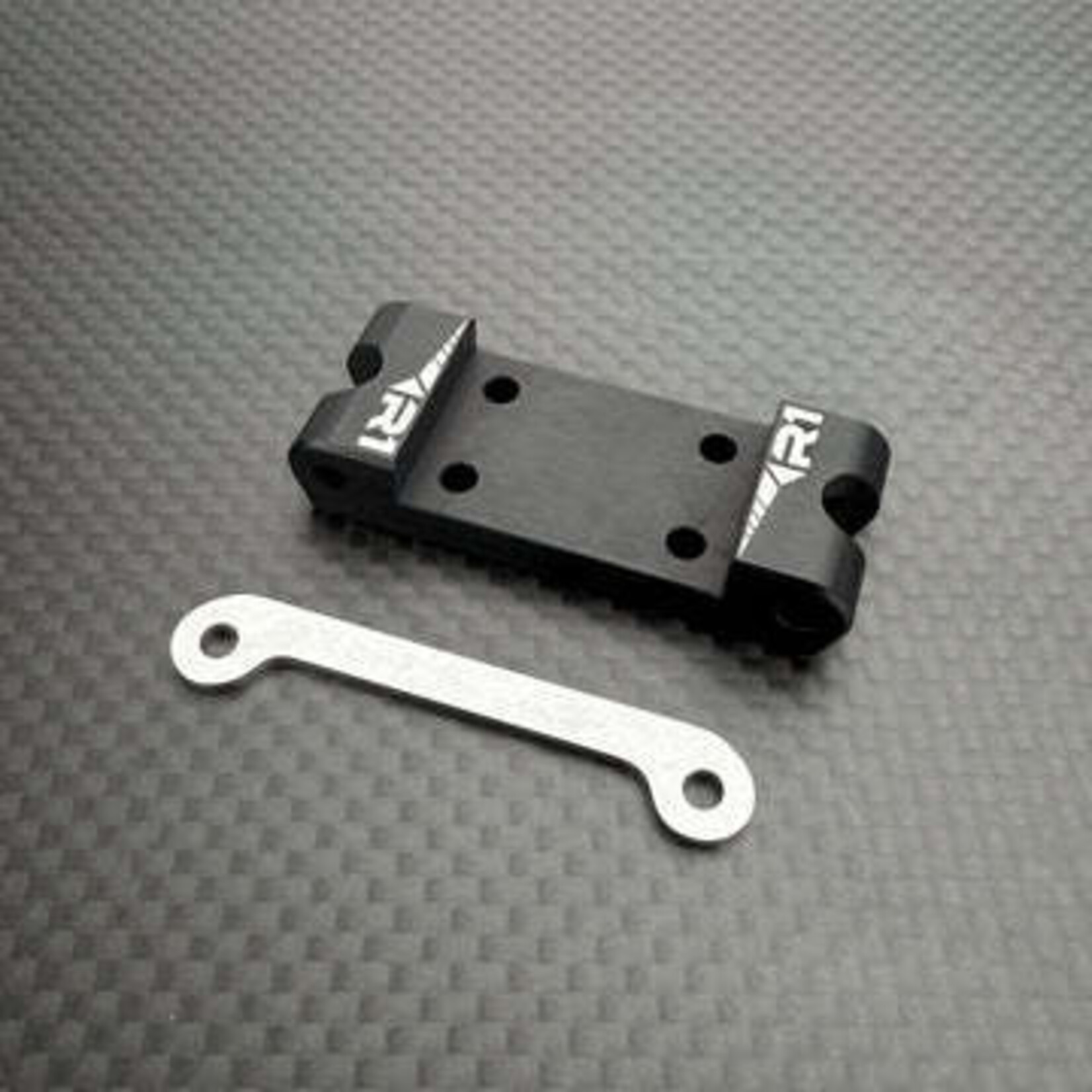 R1 R1-920138 R1WURKS R1B Arm Mount Front 2.5 Degree