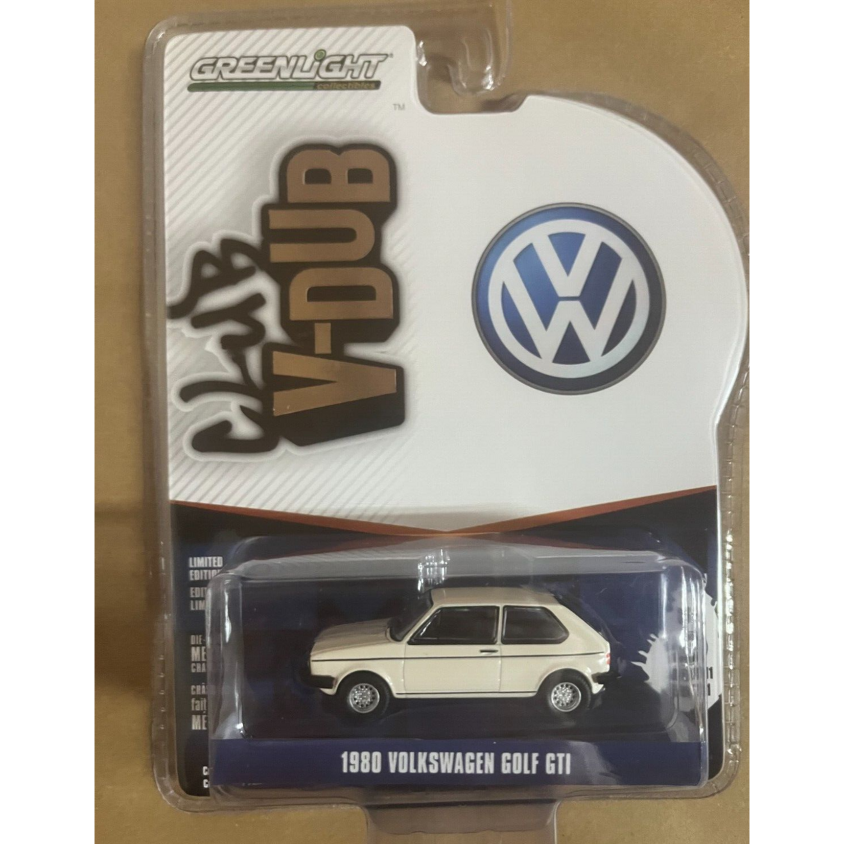 Greenlight GLT30000-F Greenlight 1980 Volkswagen Golf GTI Alpine White Club Vee-Dub Series 11