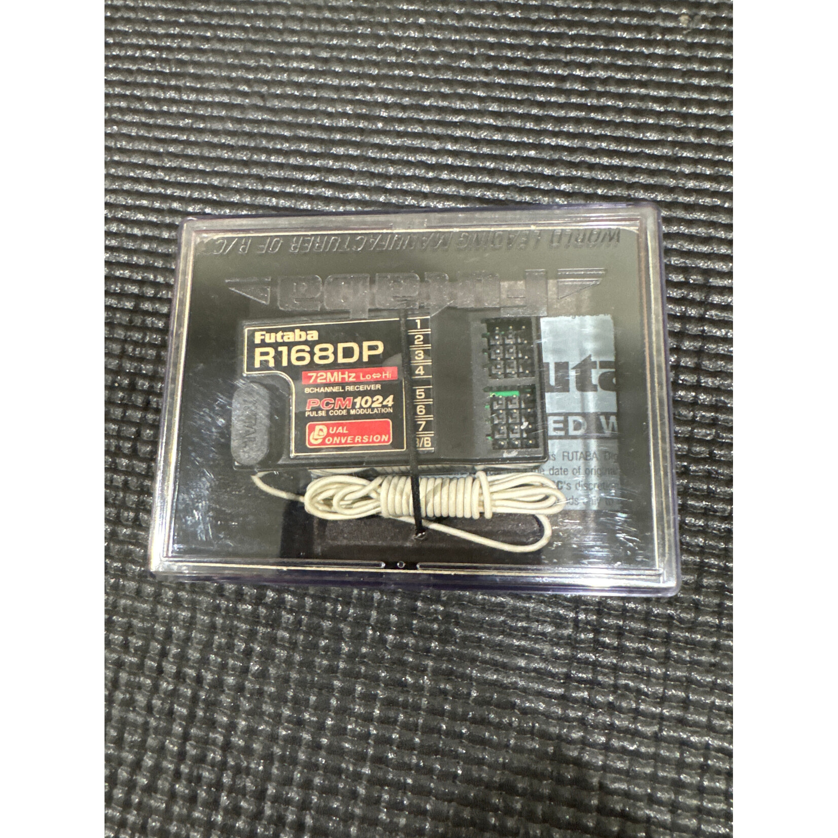 Futaba FUTL0806 Futaba R168DP-72 PCM1024 8 Channel 72Mhz Receiver CH 24
