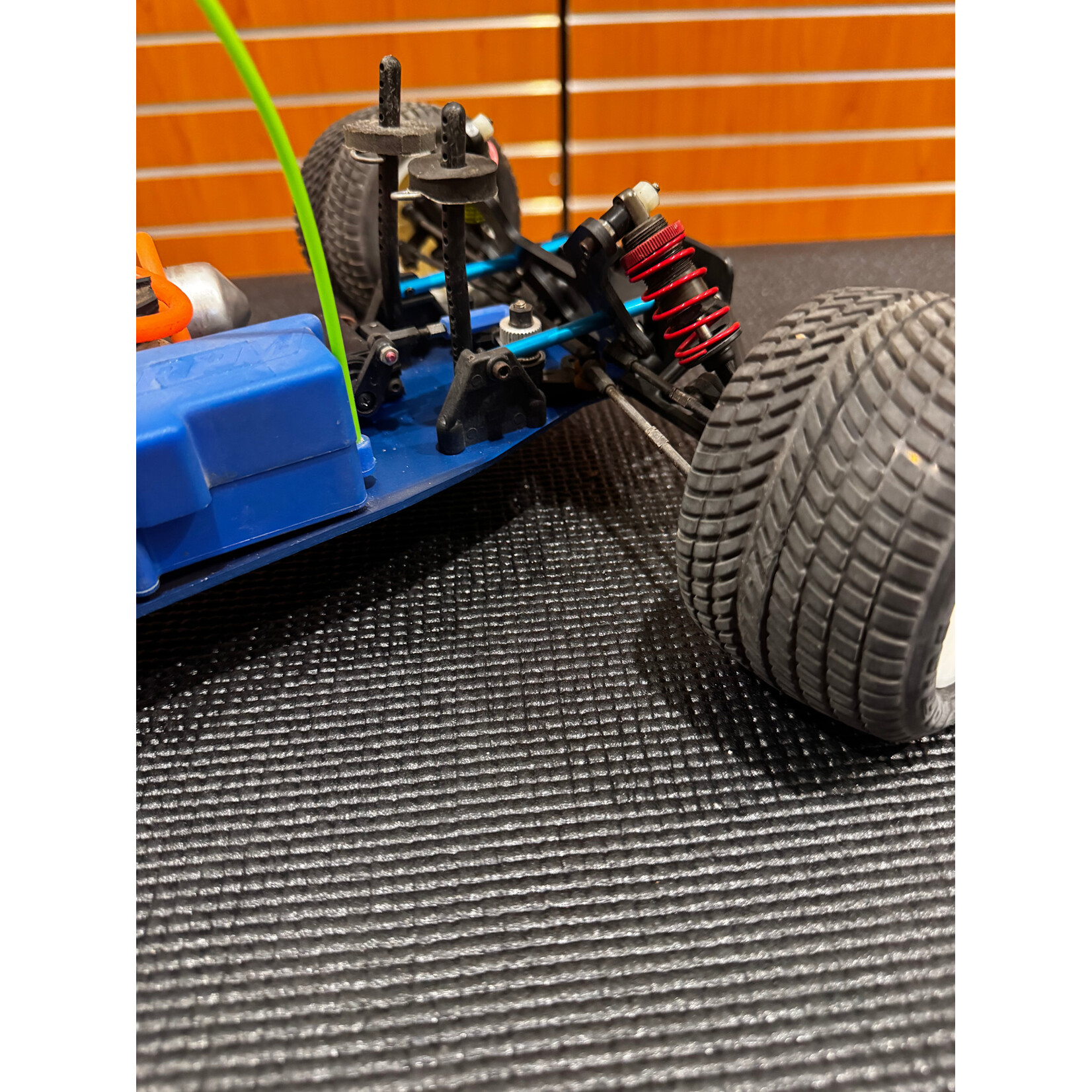 Team Associated USED Team Associated RC10GT Factory Works MIP Road Hawg Pro-line