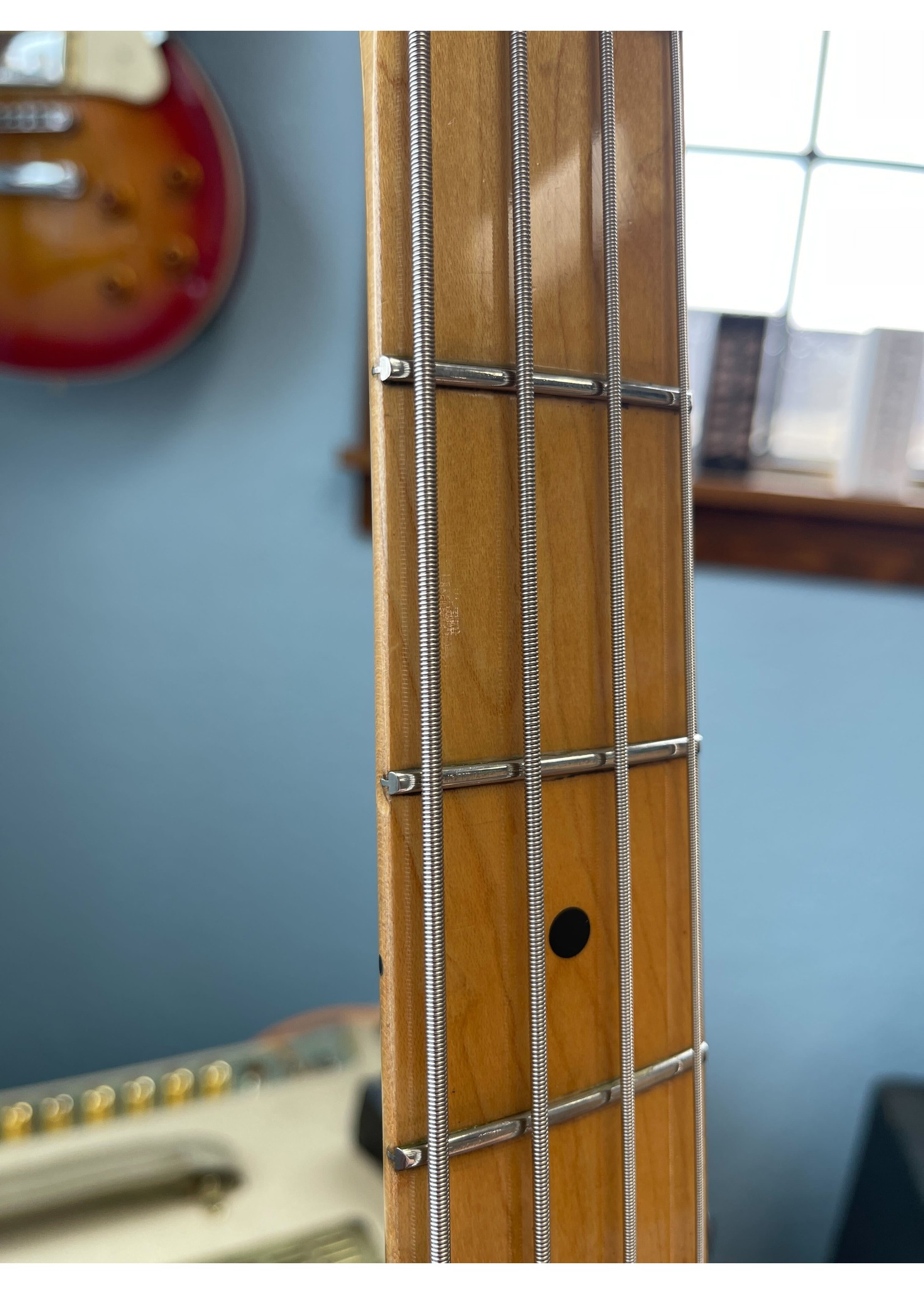Fender 1983 Fender Precision Bass Hipshot D-tuner & Kahler Tremolo