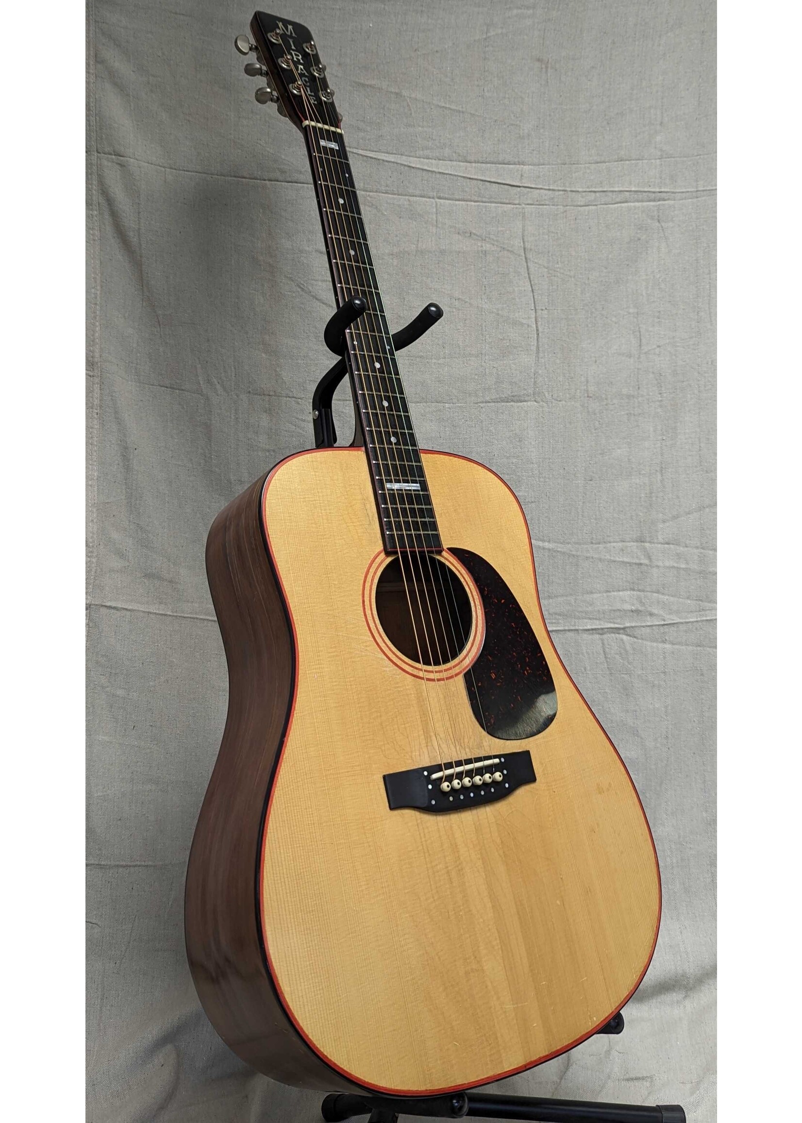 WC Miracle Acoustic (case) Natural 6 string NA