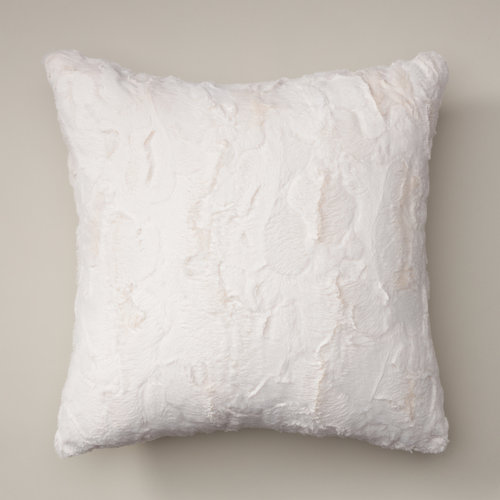 Dreamy Fur Pillow Cover
