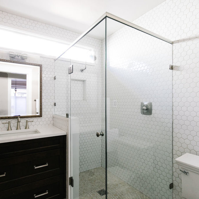 Mixed Metal Marble Hexagon Primary Bathroom