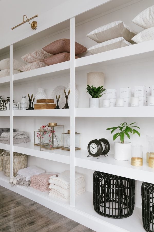 Long Floating Shelves: Design Guide