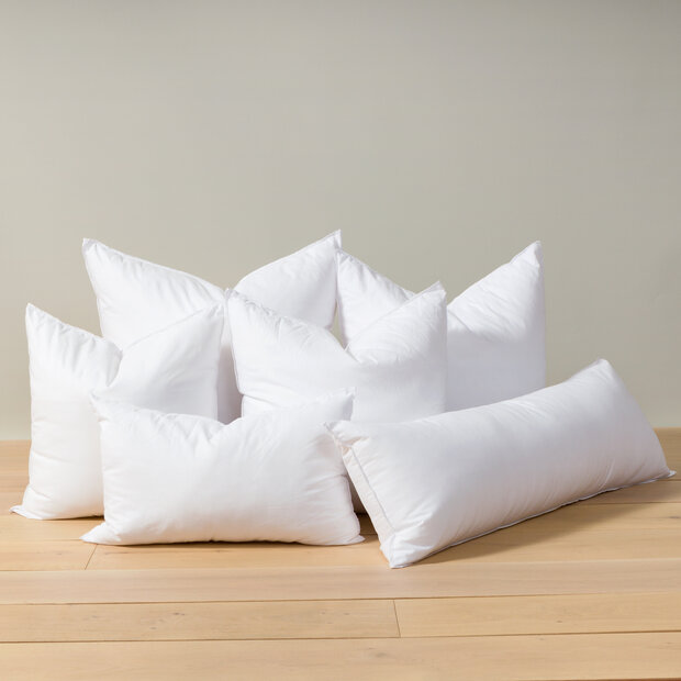 Luxe Pillow Insert, Down Alternative