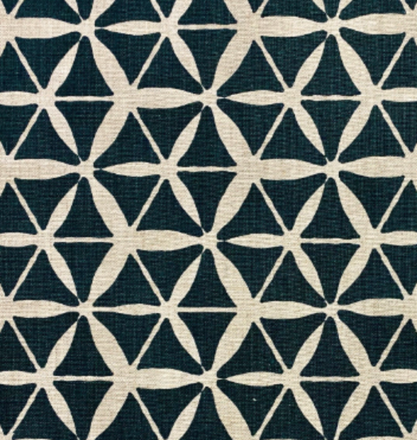 Tuile Dublin on Oatmeal/Linen Pillow Cover 12"x20"