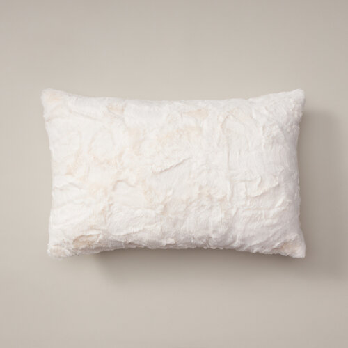Dreamy Fur Pillow Cover 12"x20" Lumbar