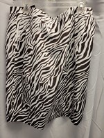 Attention Attention Zebra Print Skirt (16)pre-owned