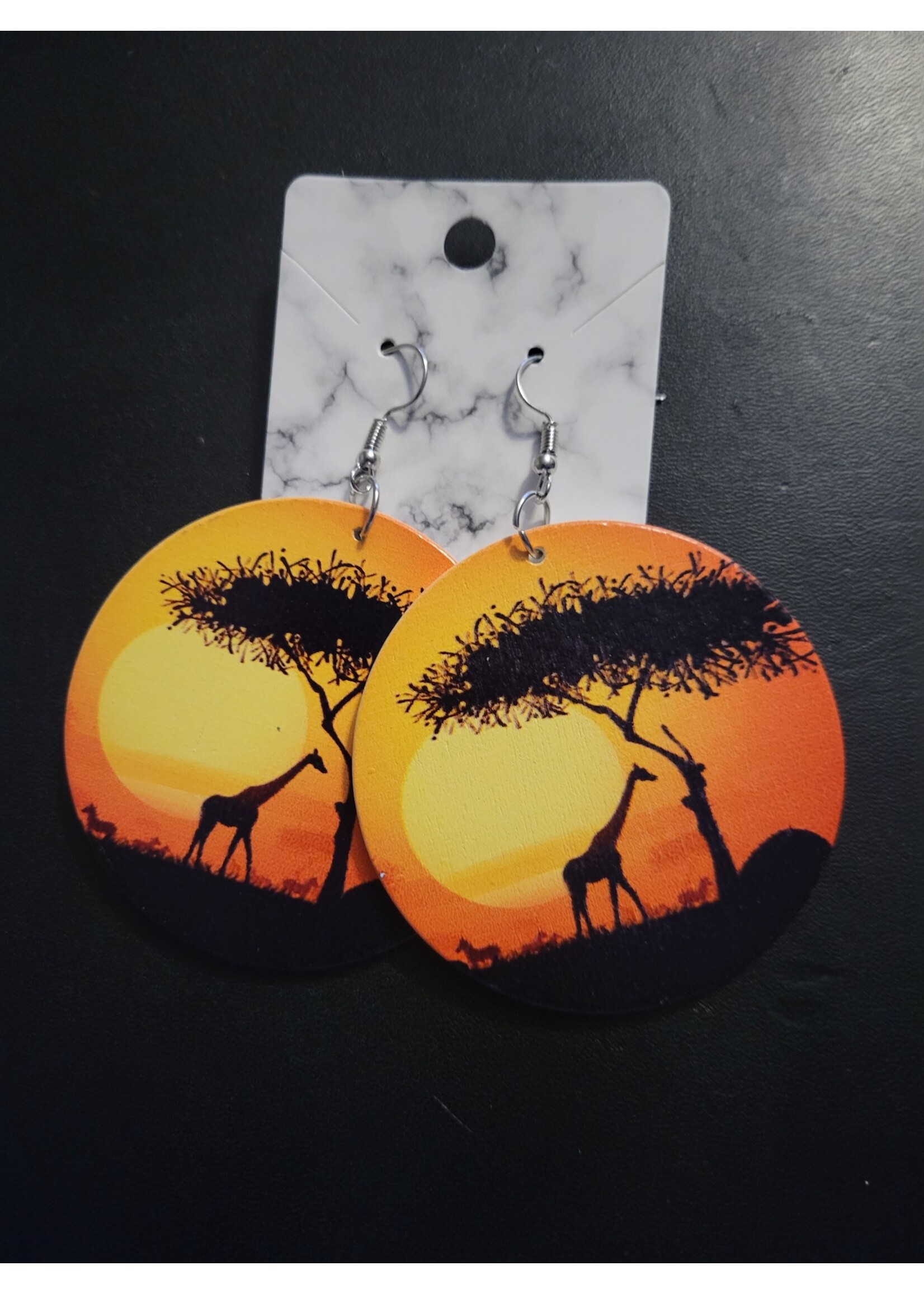 Round Afrifcan Art Earrings(Giraffe)