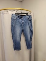 Lane Bryant LB Jean Capris (22)pre-owned