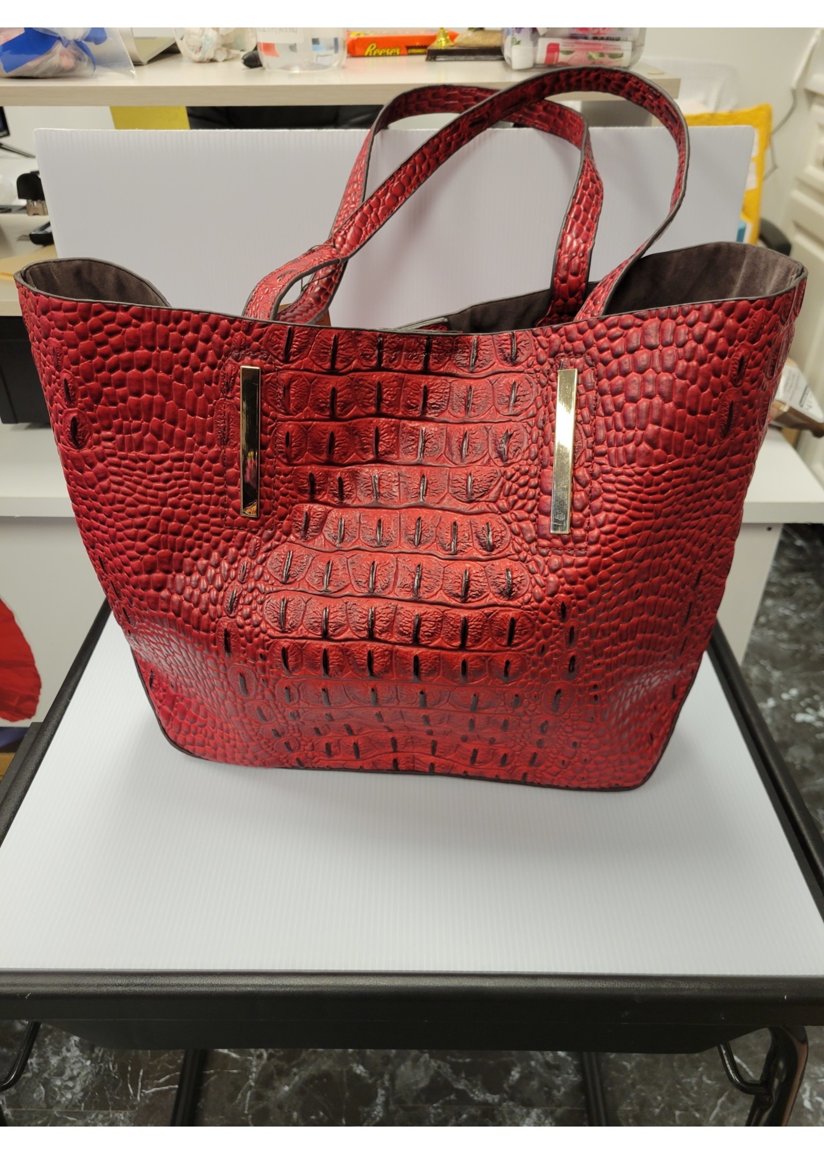 Red Faux Gator Tote Purse (pre-owned)