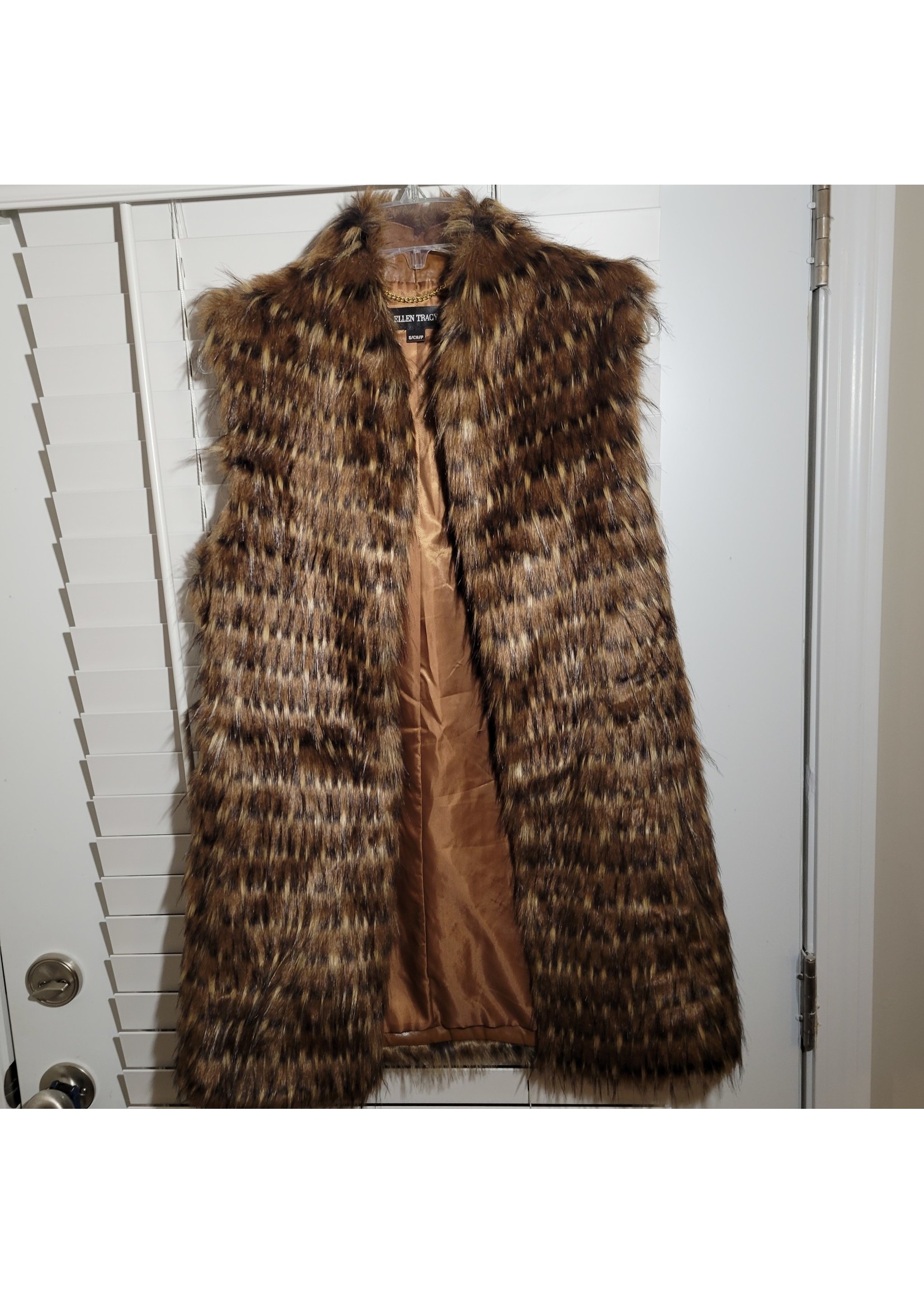 Ellen Tracey Ellen Tracy Fur Vest (S)