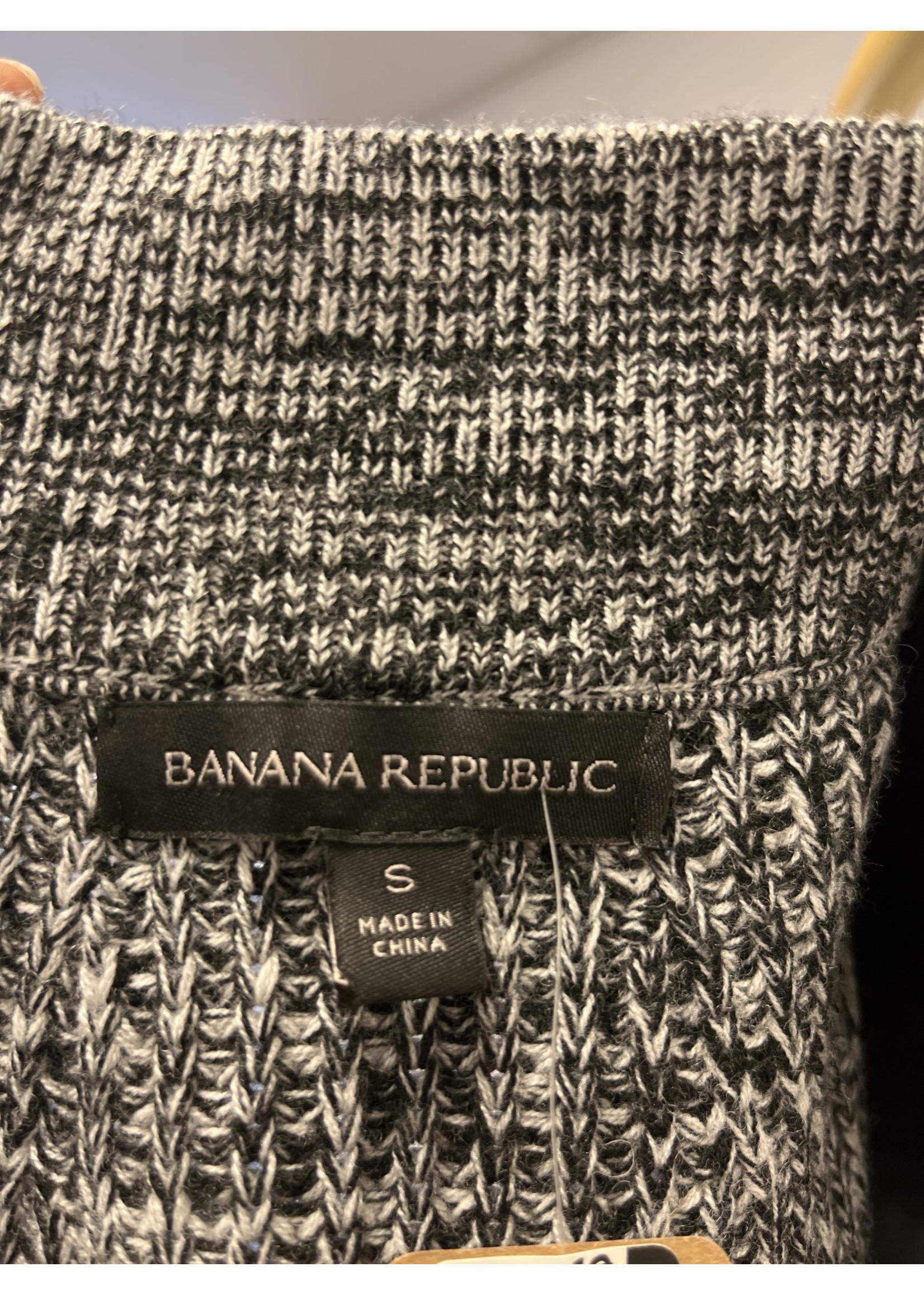 Banana Republic Banana Republic Black Sweater Vest (S)