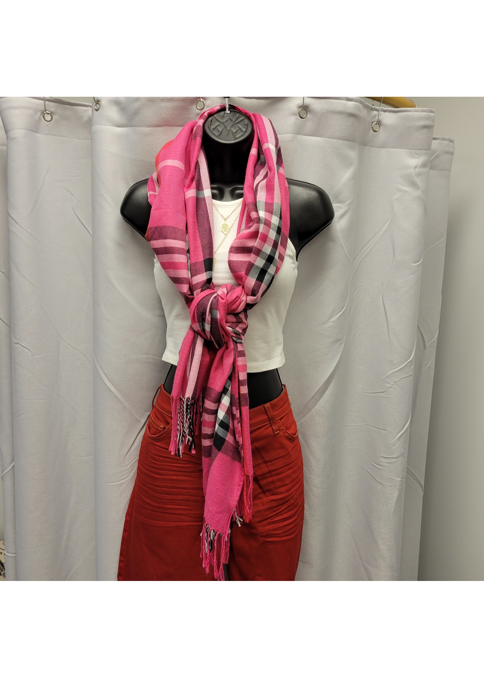 Pink Plaid Pashmina Scarf With Fringe (OS)Pre-owned