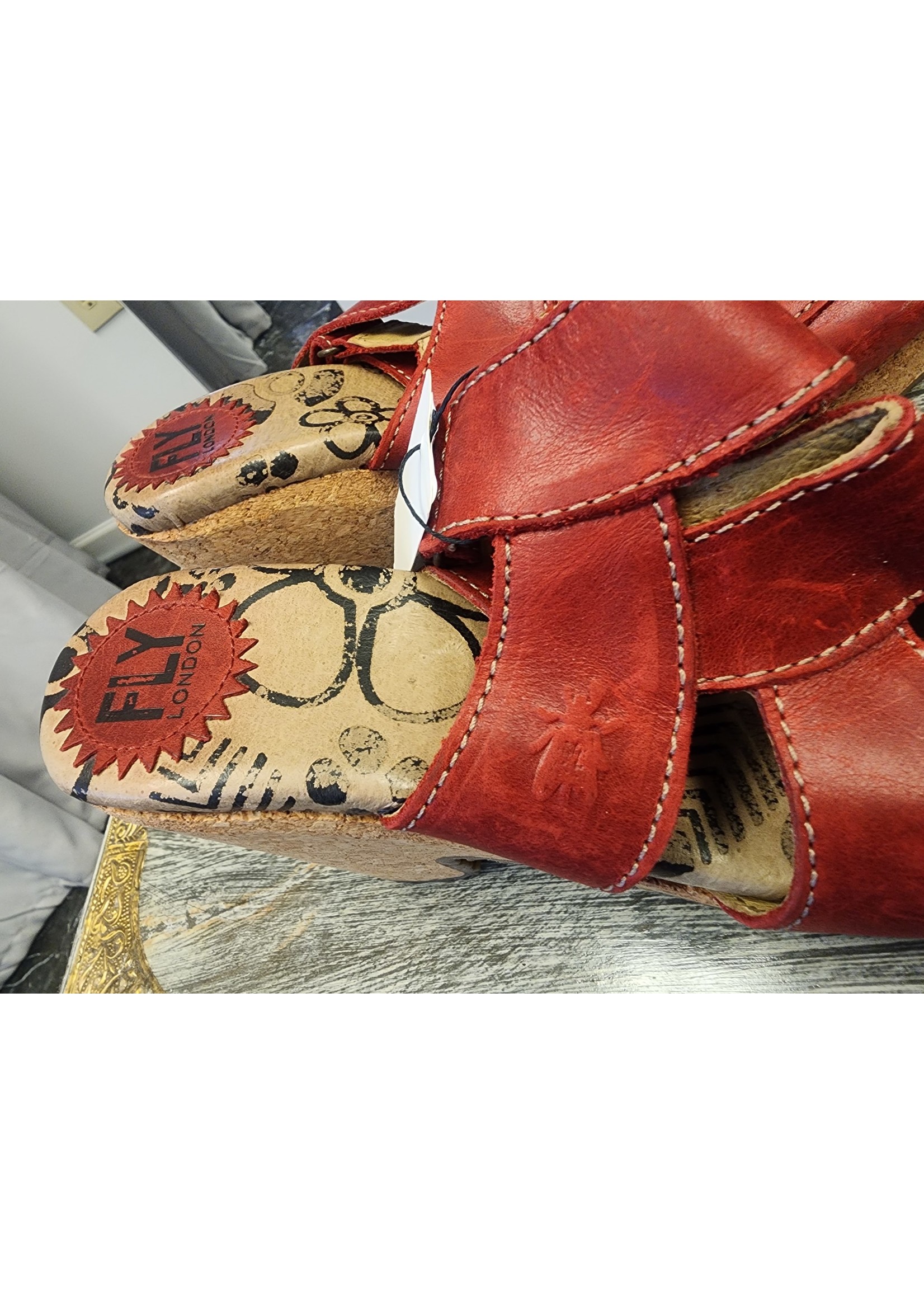 Fly London Fly London Red Sandals (38)7.5 Pre-owned