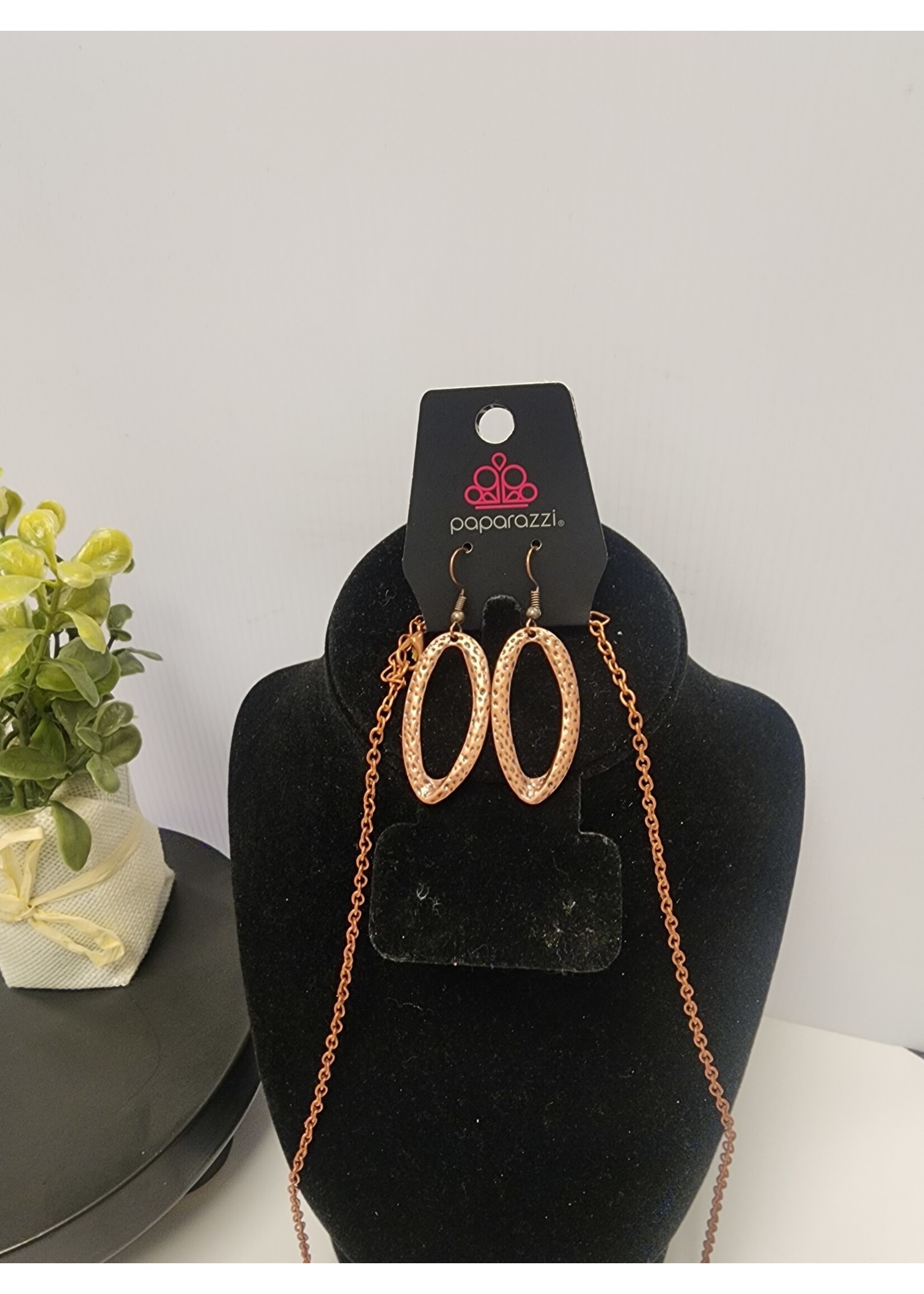 Paparazzi Paparazzi: Urban Artisan Copper Necklace Set (NWT)