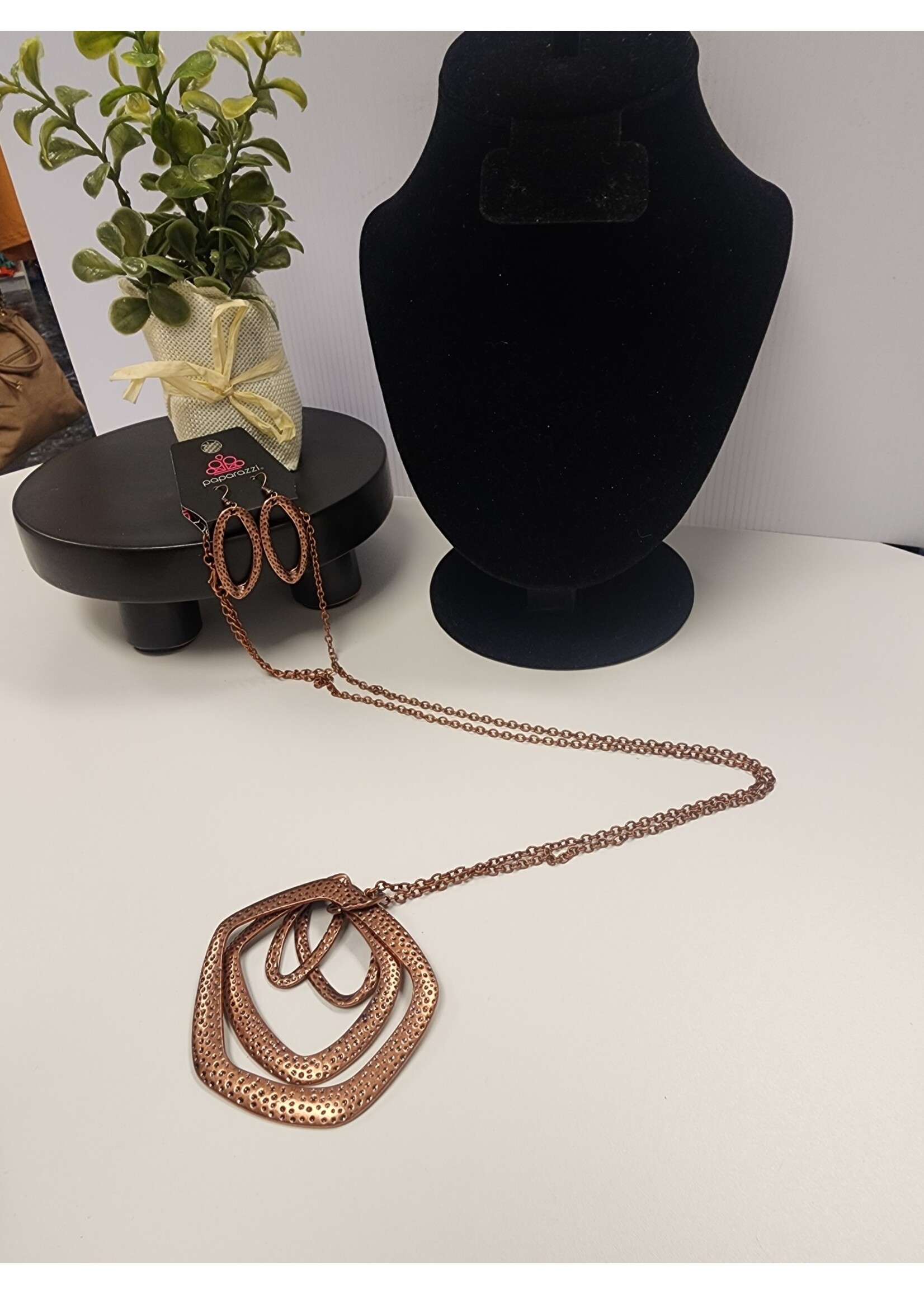 Paparazzi Paparazzi: Urban Artisan Copper Necklace Set (NWT)