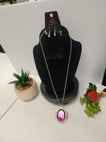 Paparazzi Paparazzi: Reign Them In Pink Necklace Set (NWT)