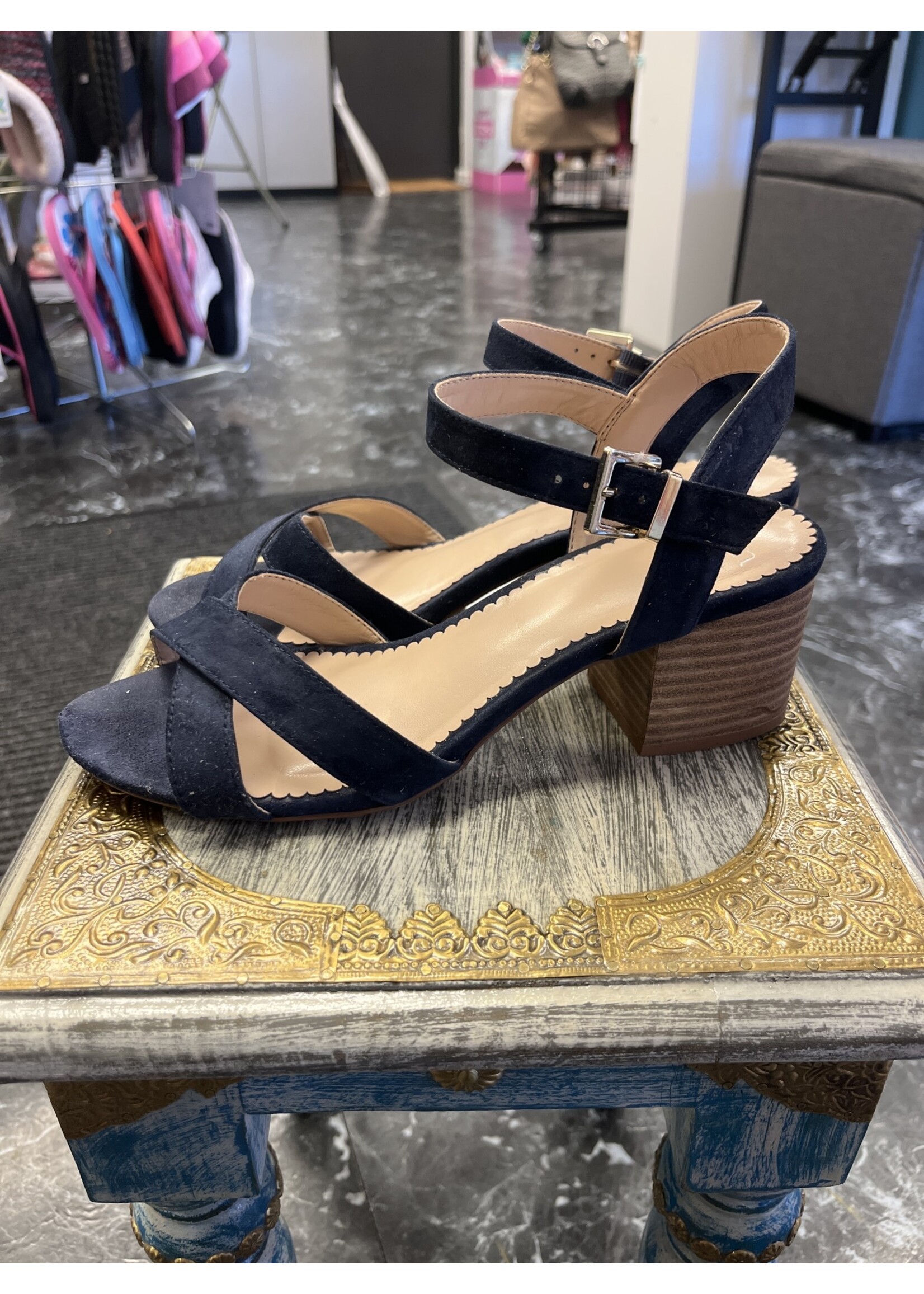 Crown & Ivy Crown & Ivy Ella Block Heel Blue Sandals (8.5) Pre-owned