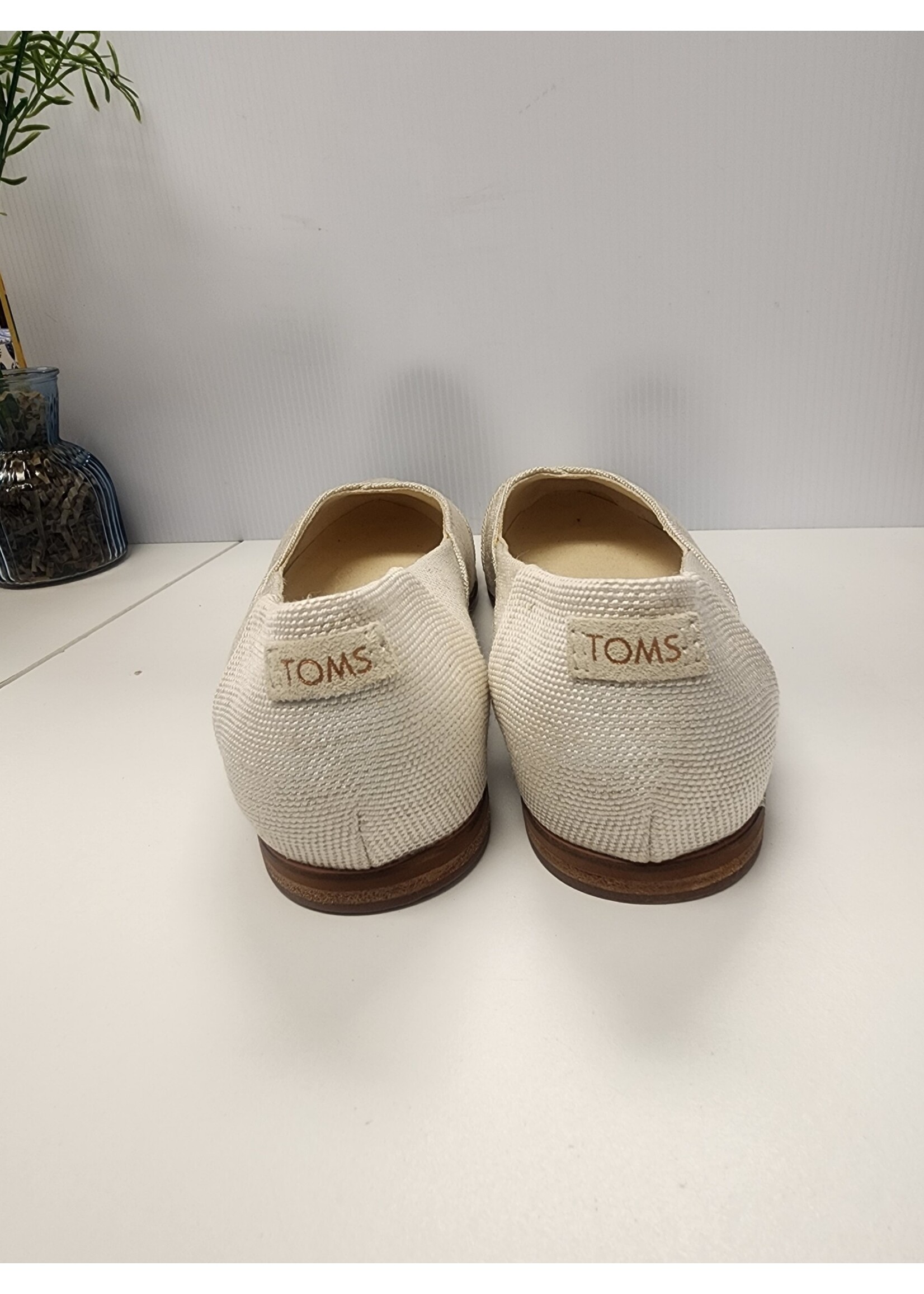 Tom's Tom's Natural Melange Woven Jutti Neat Flats (8M) Like New