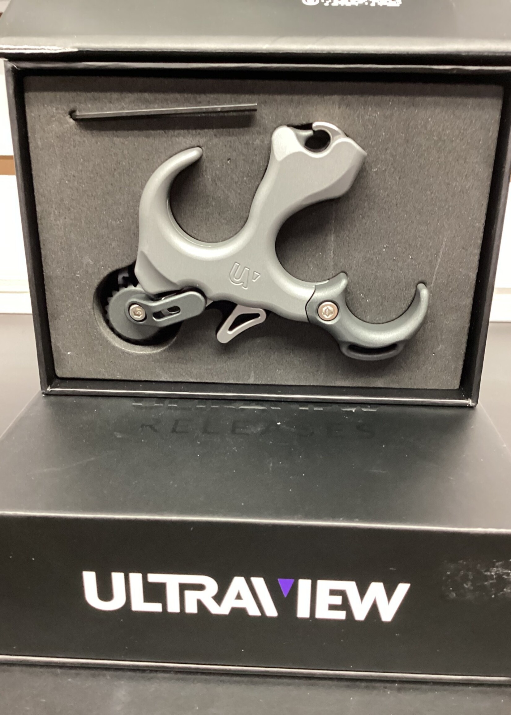 ultraview Ultraview button aluminum medium