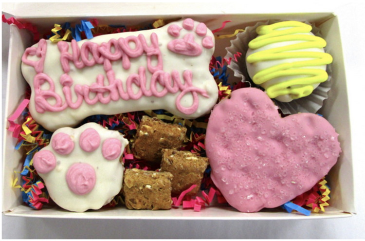 The Barkery The Barkery - Happy Birthday Box - Pink