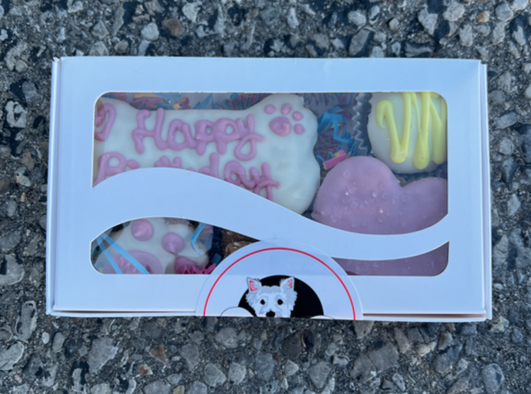 The Barkery The Barkery - Happy Birthday Box - Pink