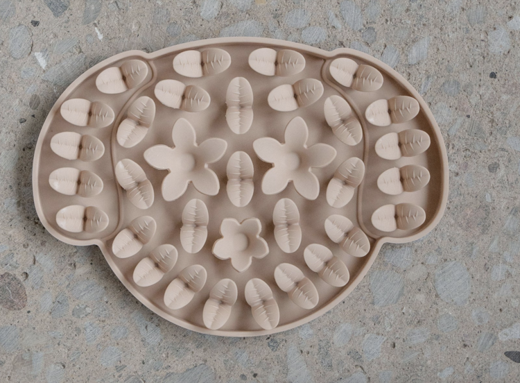 Dexy Paws Dexy Paws - Dog Head Snuffle Mat - Beige