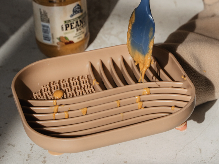 Dexy Paws Dexy Paws - Silicone Slow Feeder - Affogato