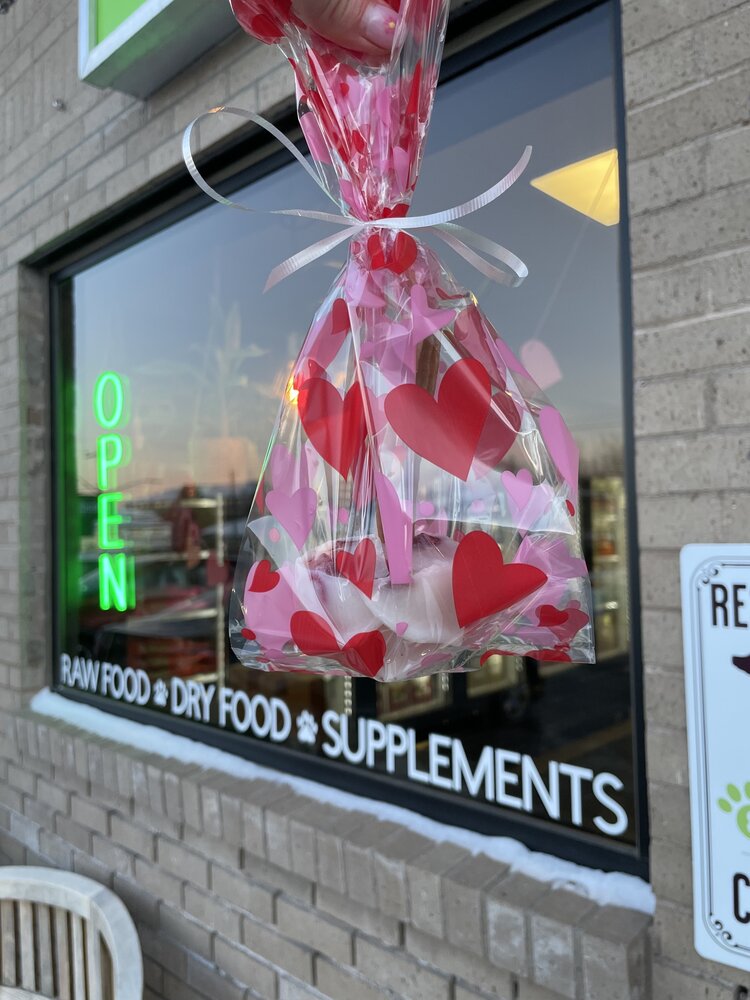 CHEWS CHEWS - Valentine's Rose Pupsicle