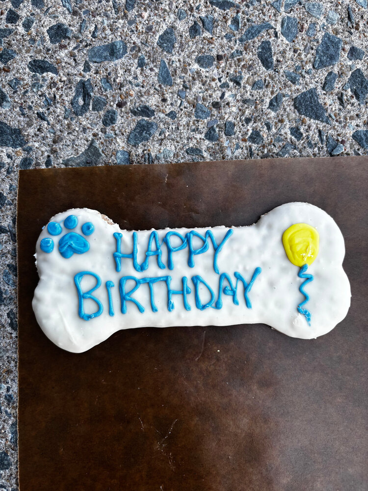 The Barkery The Barkery - Happy Birthday XL - Blue