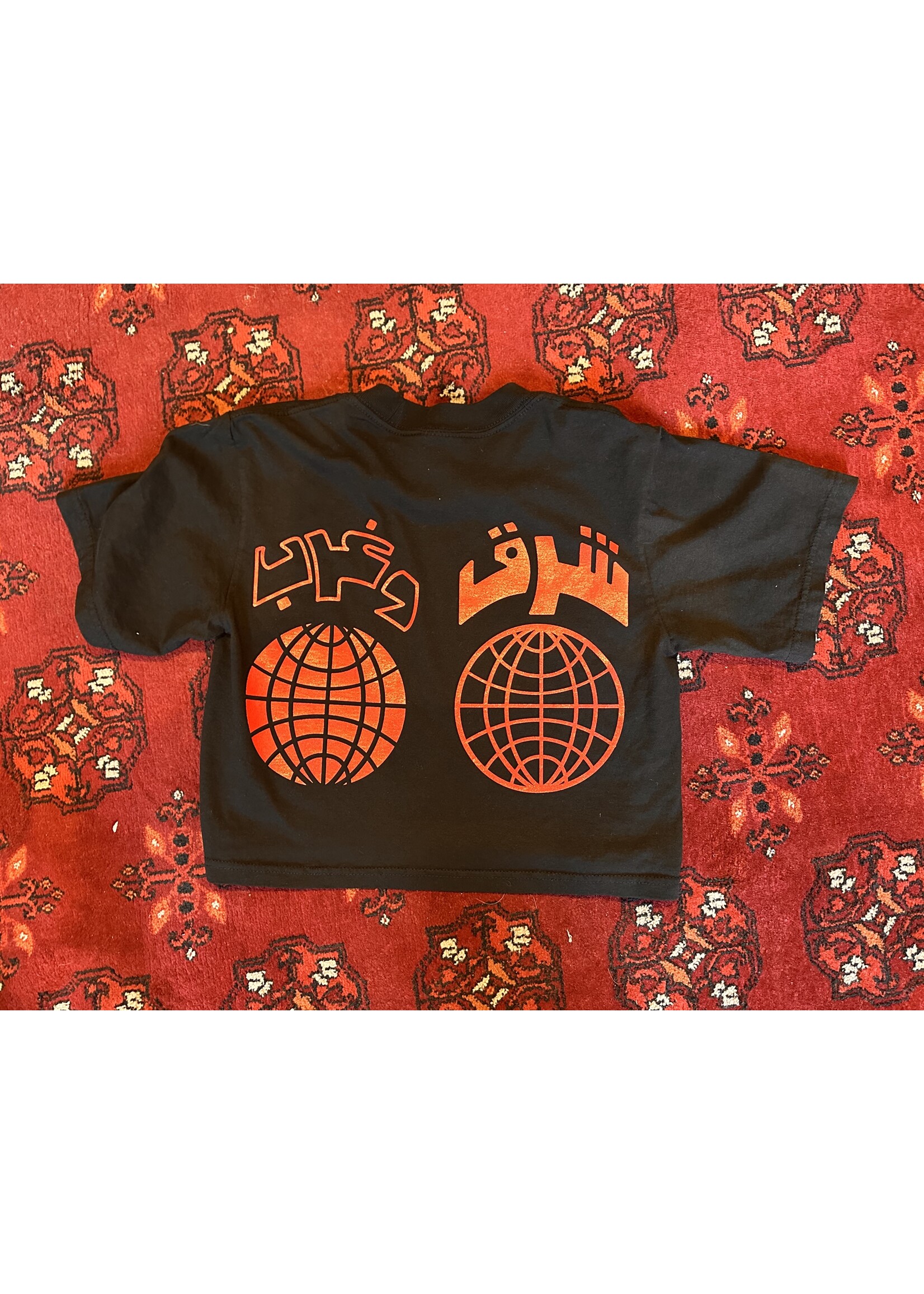 MAKTABA East / West - Code Red Crop Tee