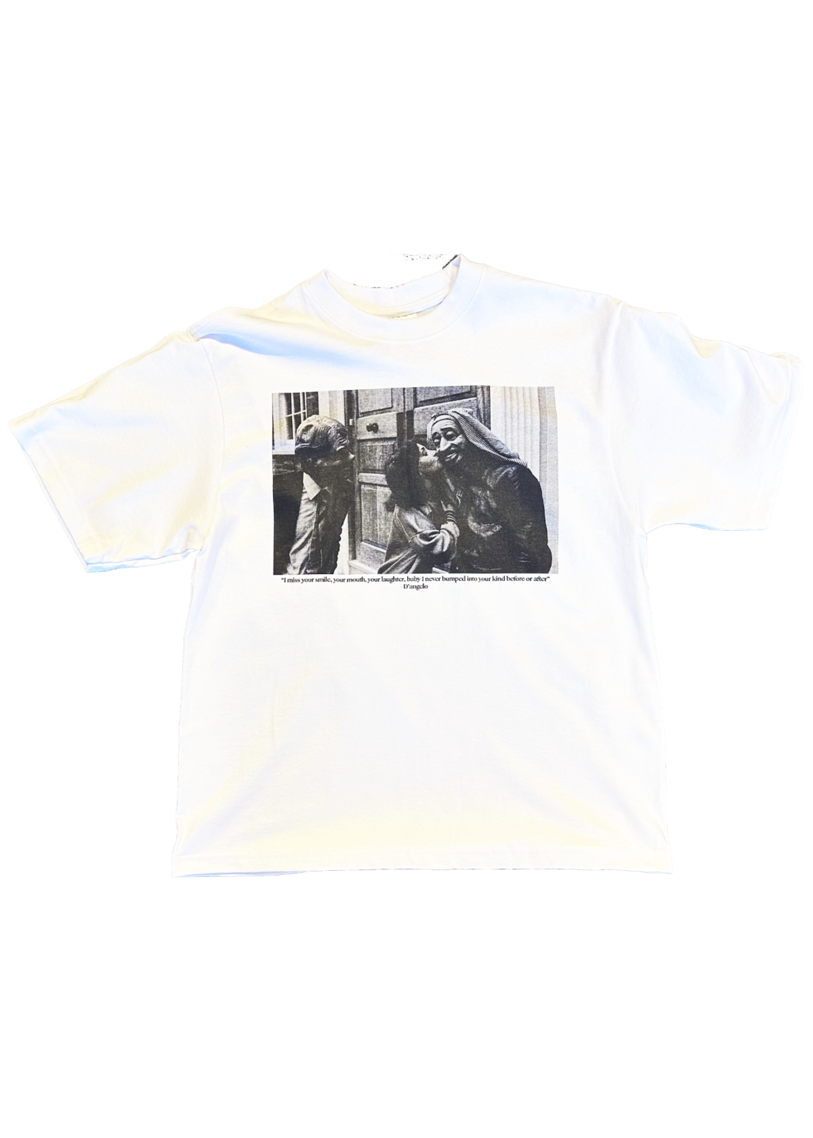 MAKTABA FOR THE LOVERS  KISS TEE