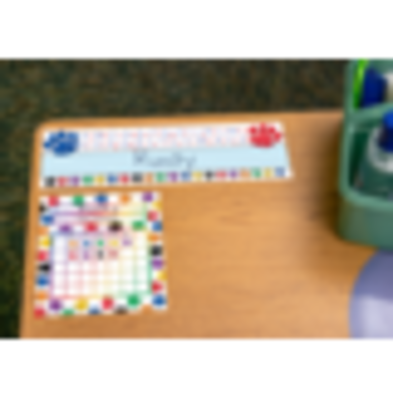 TEACHER CREATED RESOURCES Paw Prints Left/Right Alphabet Flat Name Plates
